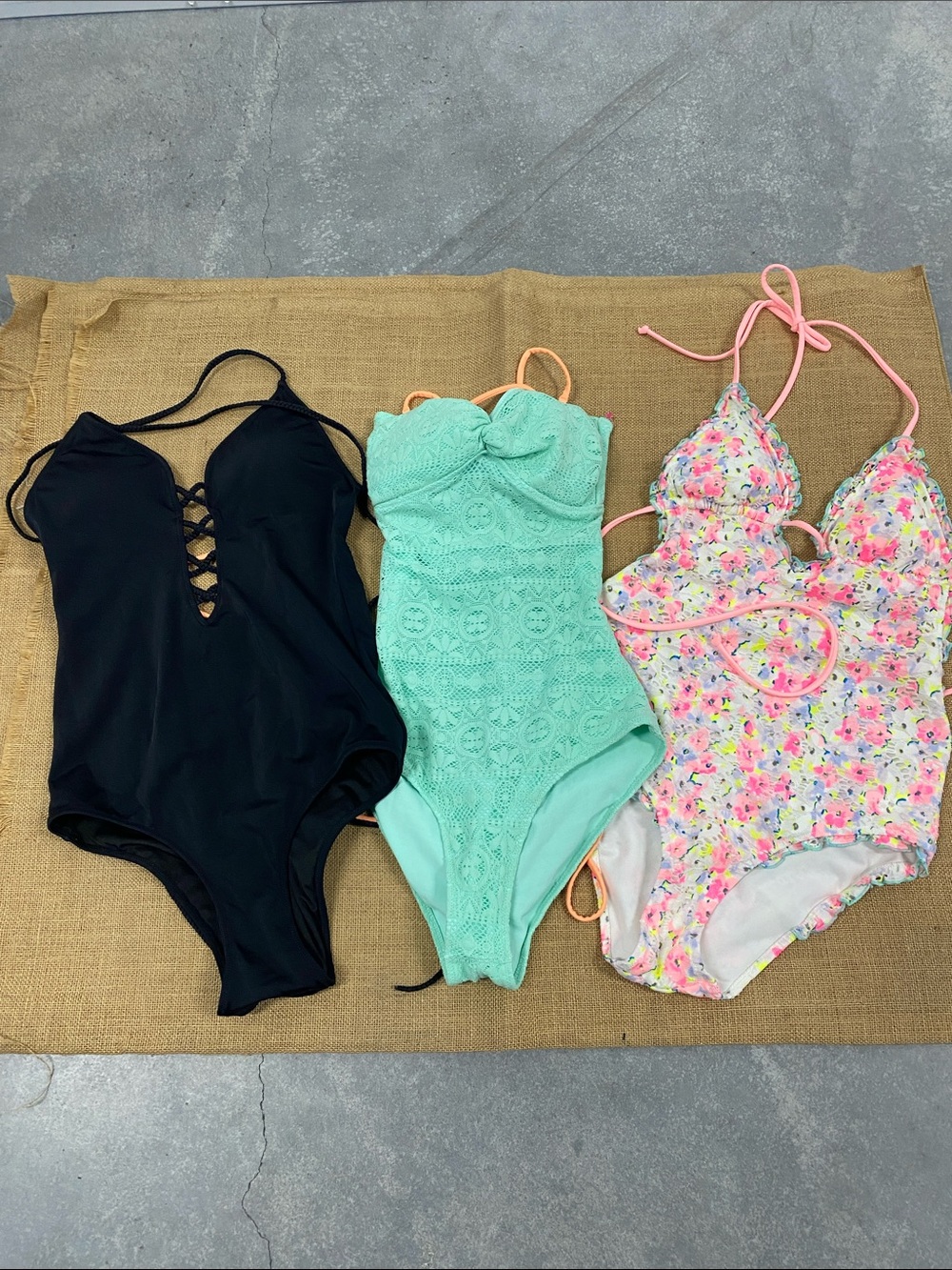 Victoria’s Secret Lot of 3 One Piece Swimsuits Women’s Small